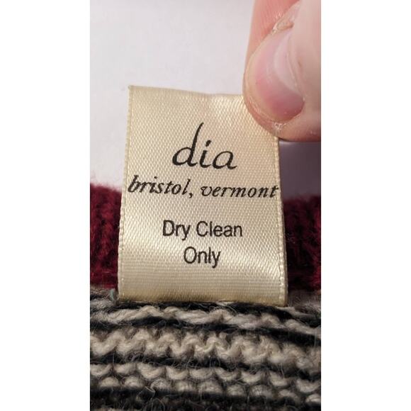 Dia Bristol, Vermont 100% Wool Knit Hook & Eye Closure Made in Estonia Sz S - Picture 6 of 13